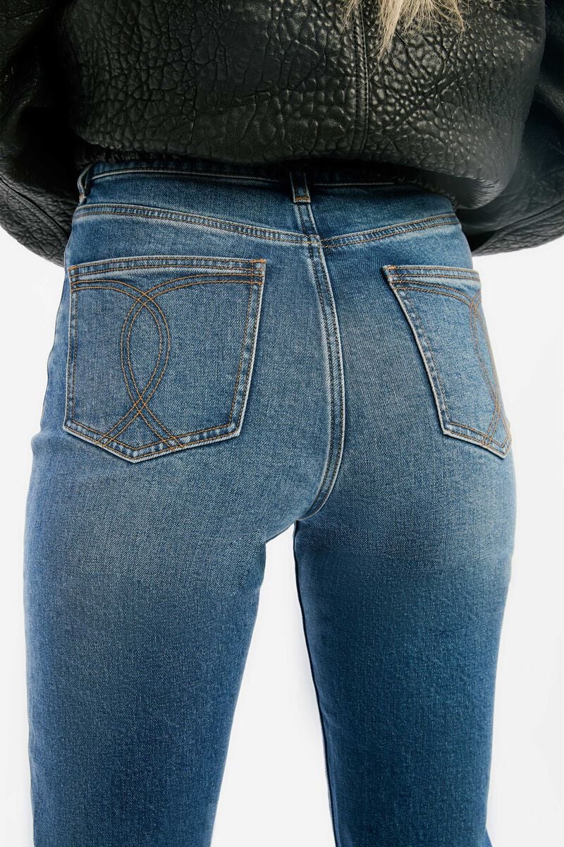 LENNA STRAIGHT LEG JEAN in colour WASHED IND