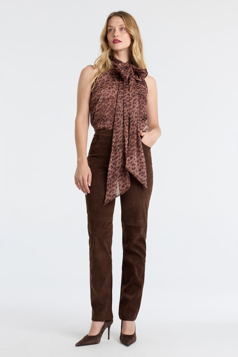 ARLETTE NECK TIE PRINTED TOP in colour Leopard