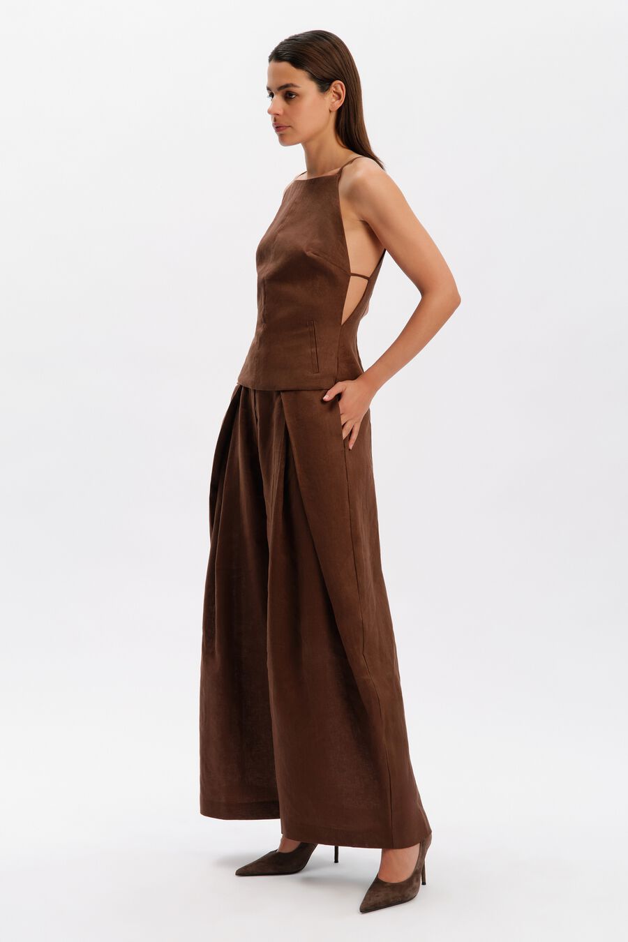 ARELIA HIGH NECK LINEN TOP in colour CHOCOLATE