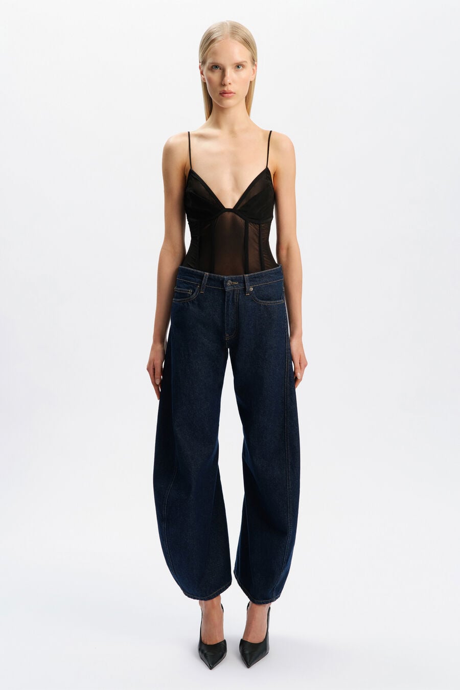 030 Mid Rise Relaxed Fit Jean