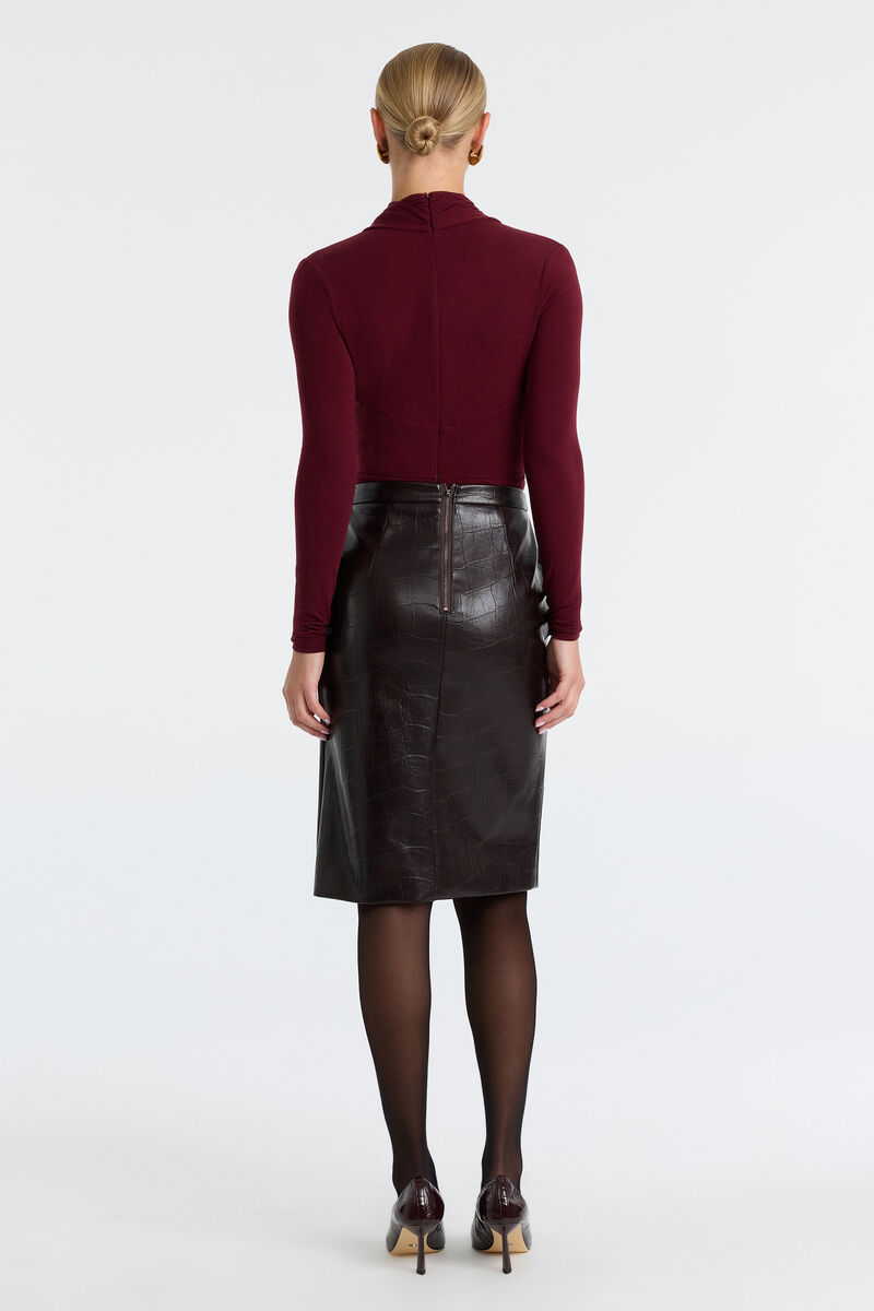 RHEBA VEGAN CROC LEATHER SKIRT in colour Deep Plum