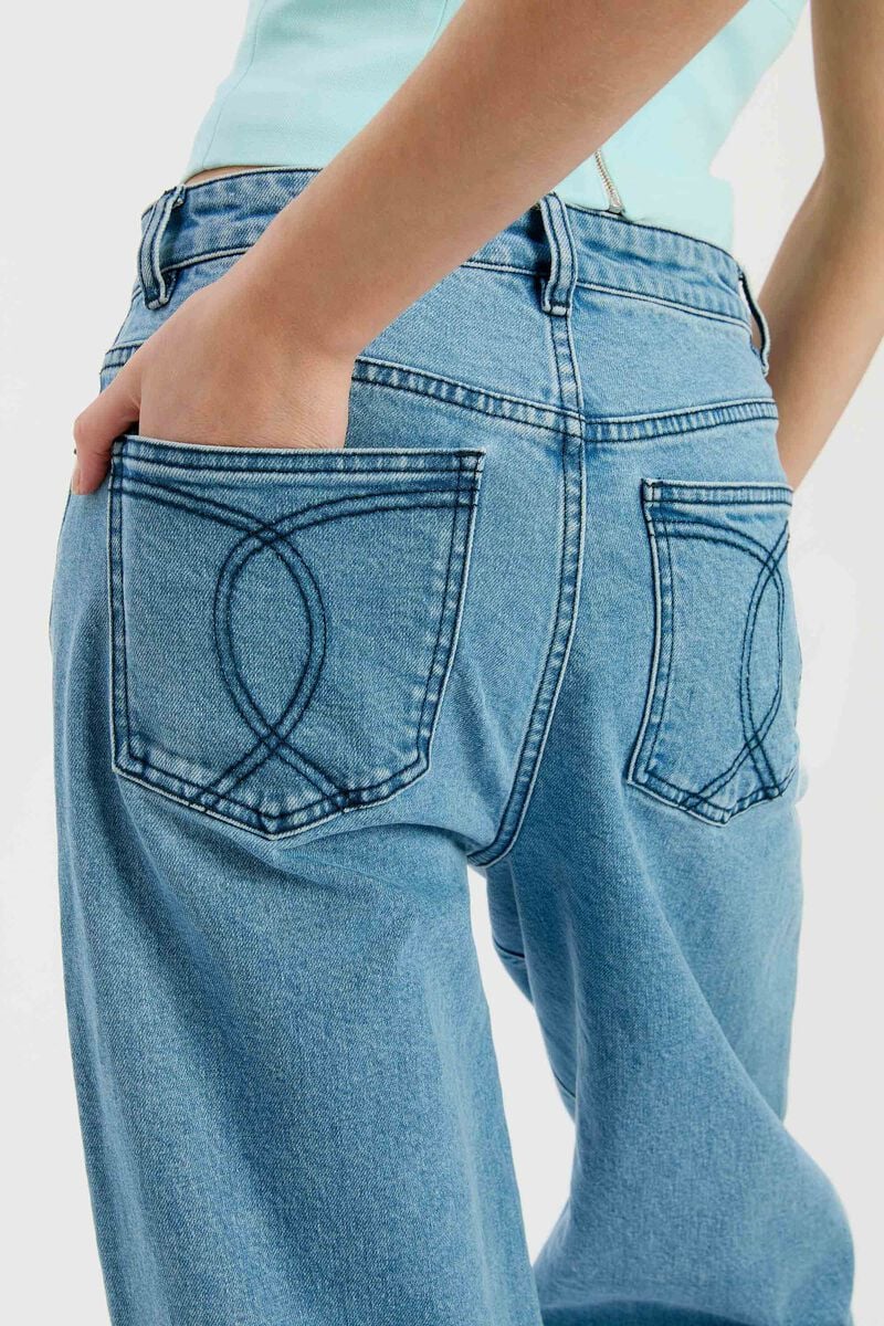 DELPHINA BARREL LEG JEAN in colour Vintage