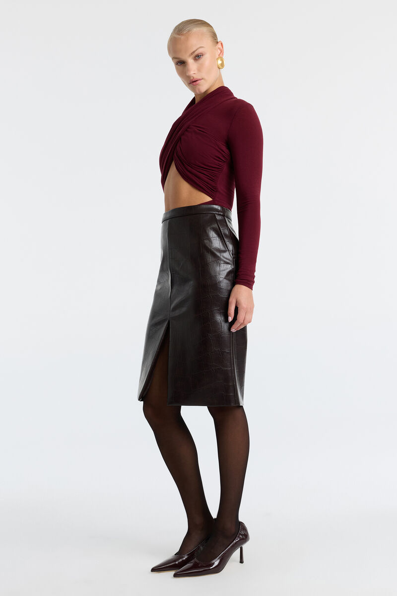 RHEBA VEGAN CROC LEATHER SKIRT in colour Deep Plum