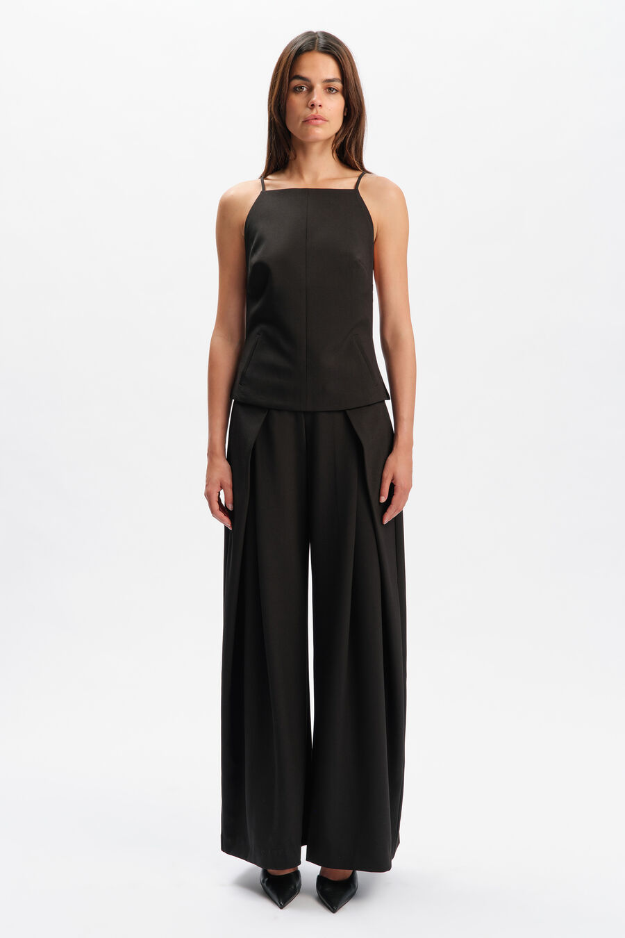 Arelia High Neck Top
