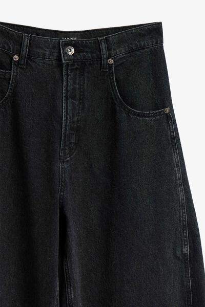 030 High Rise Barrel Leg Jean